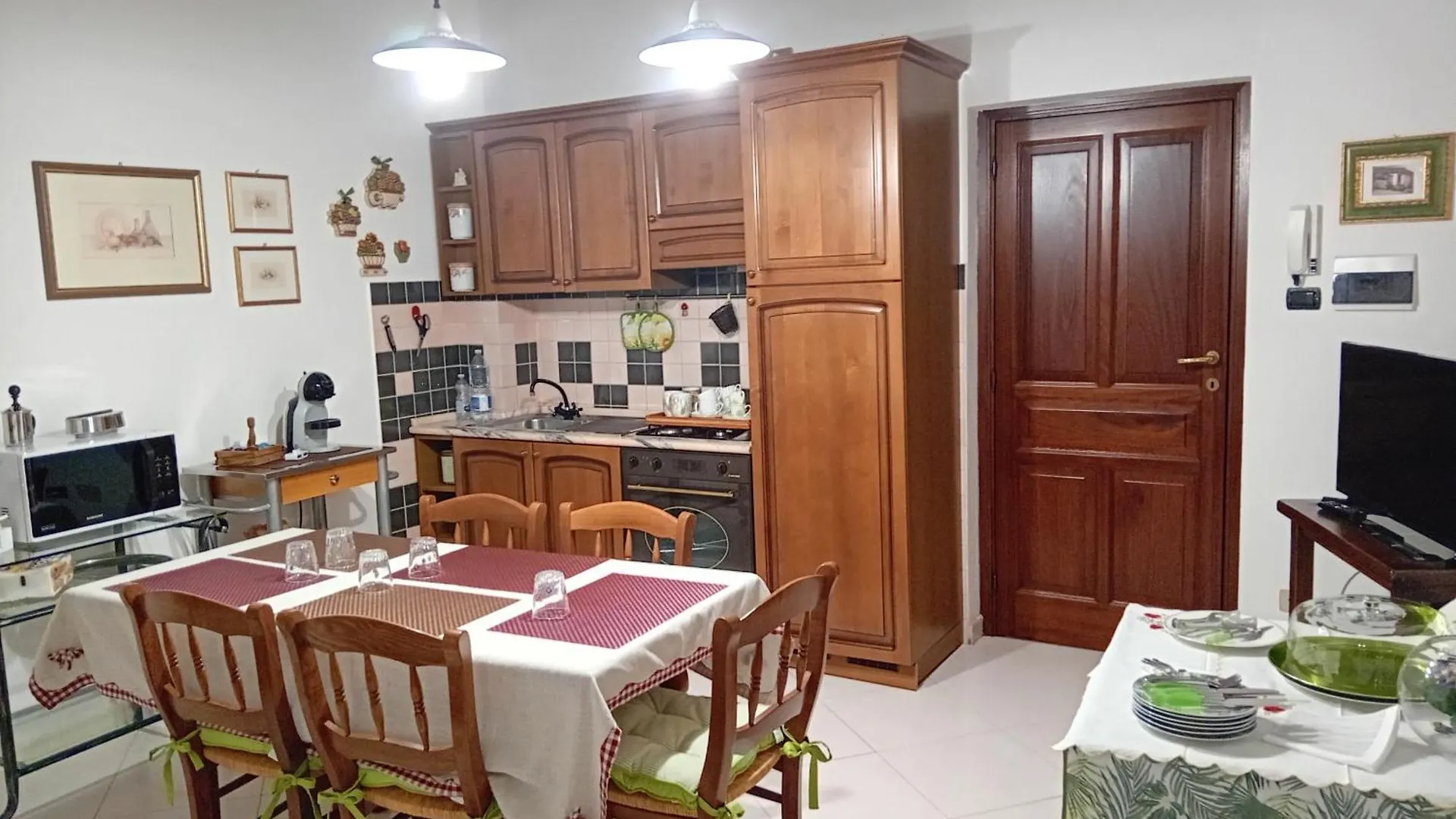 Bed & Breakfast Da Minnia Orgosolo Italië